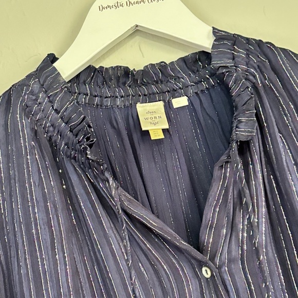 ANTHROPOLOGIE SEEN WORN KEPT Women’s Navy Blue Metallic Stripe Button Up Top 2 - Picture 3 of 12